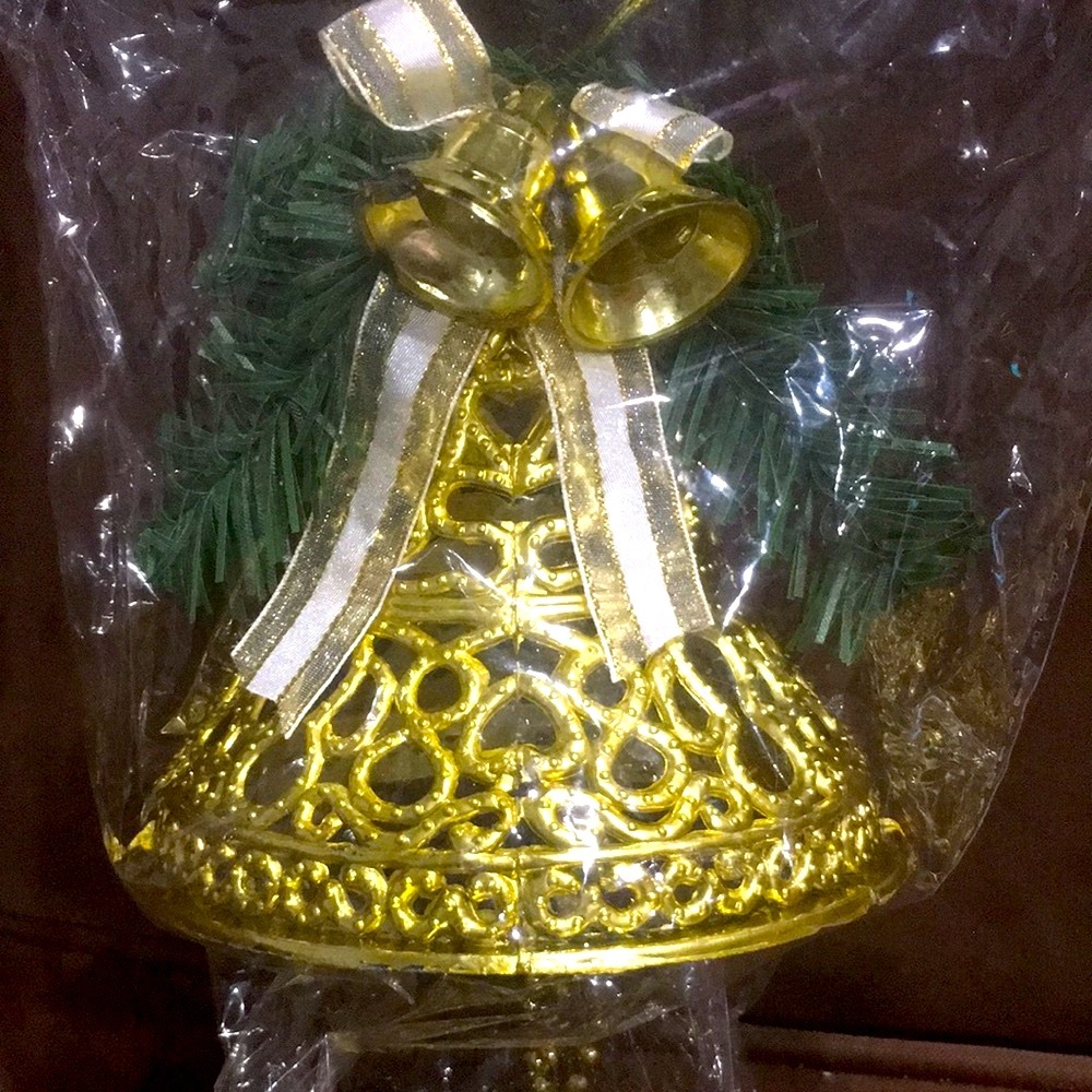 Gold Sparkly Christmas Bell Door Hanger Filigree Ornament Tree Display 4.5" NWT - Picture 3 of 13